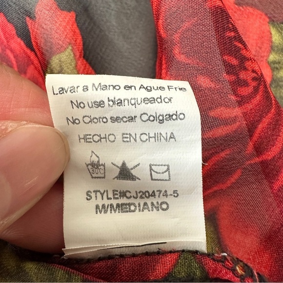 Windsor Black and Red Floral Kimono Blouse - Picture 6 of 9